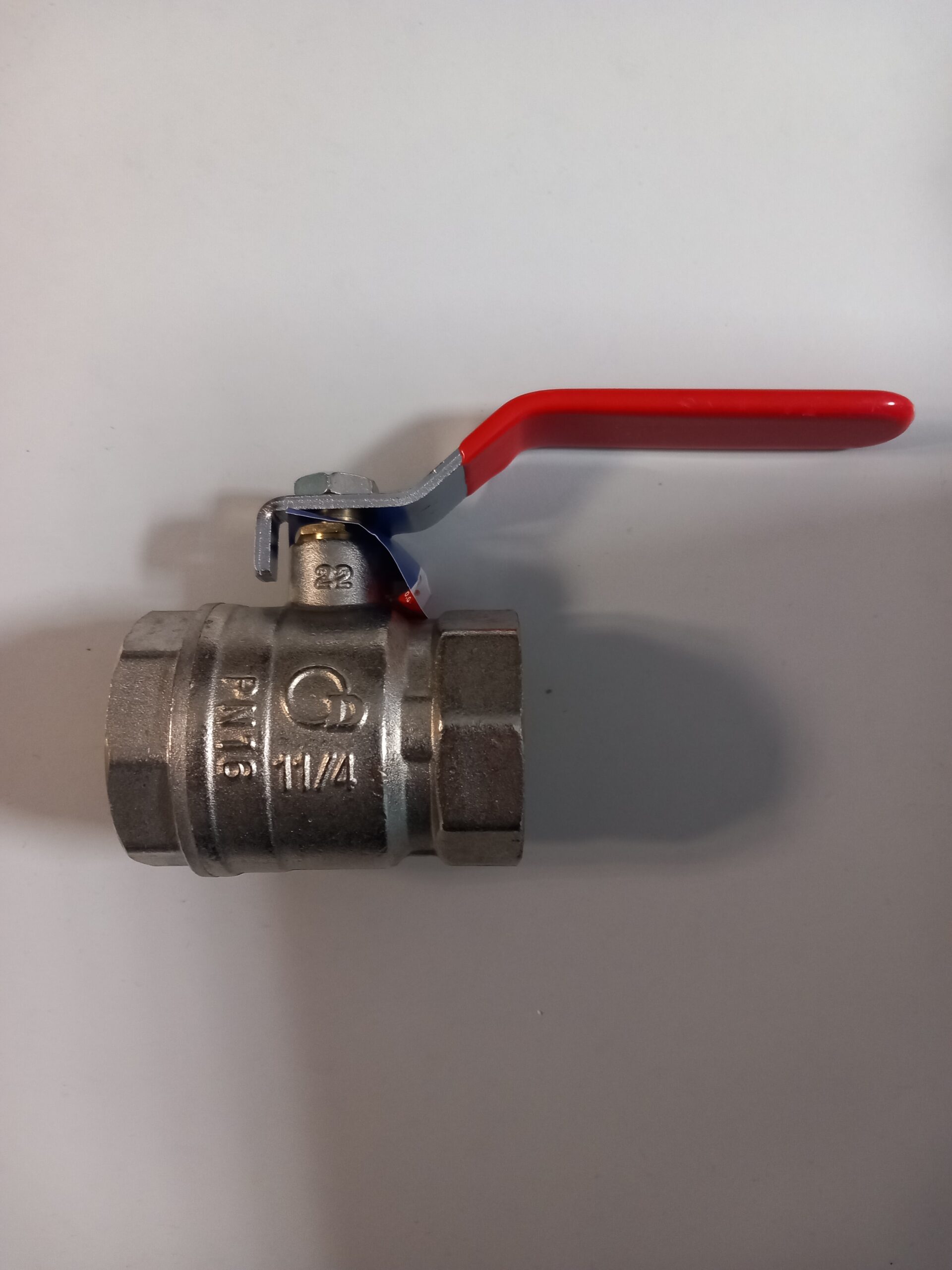 Zawór kulowy standard z czerwoną rączką 1 1/4″ (5/4″)